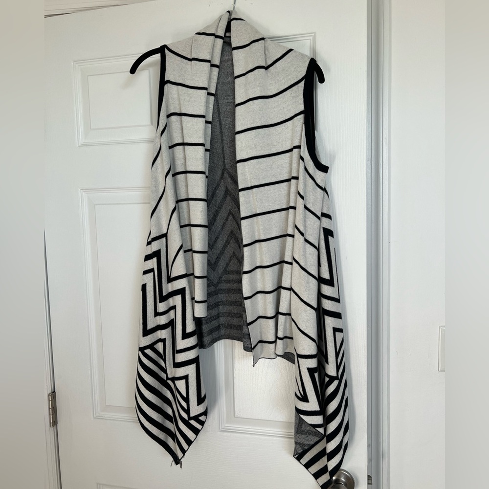 High low Sweater vest